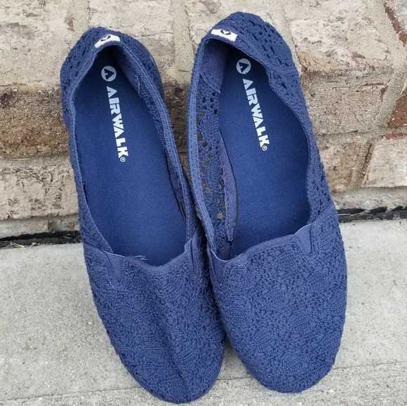 Airwalk Shoes - Airwalk Flats Size 12 nwot